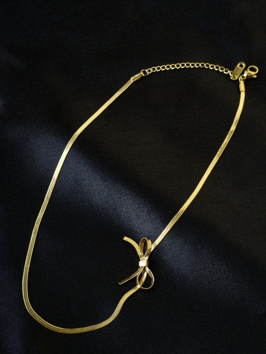 Minimalist Gold-Toned Bow Choker Necklace