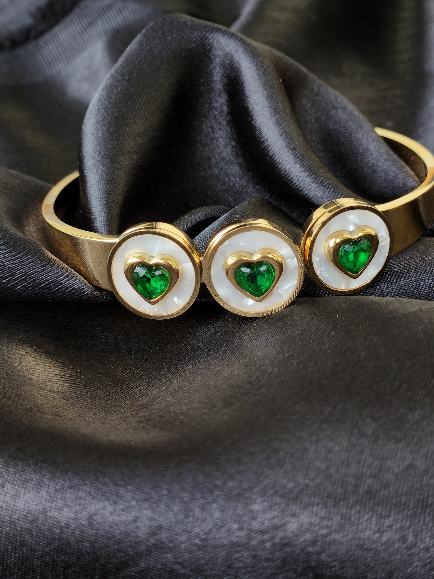 Triple Heart Emerald Bangle Bracelet